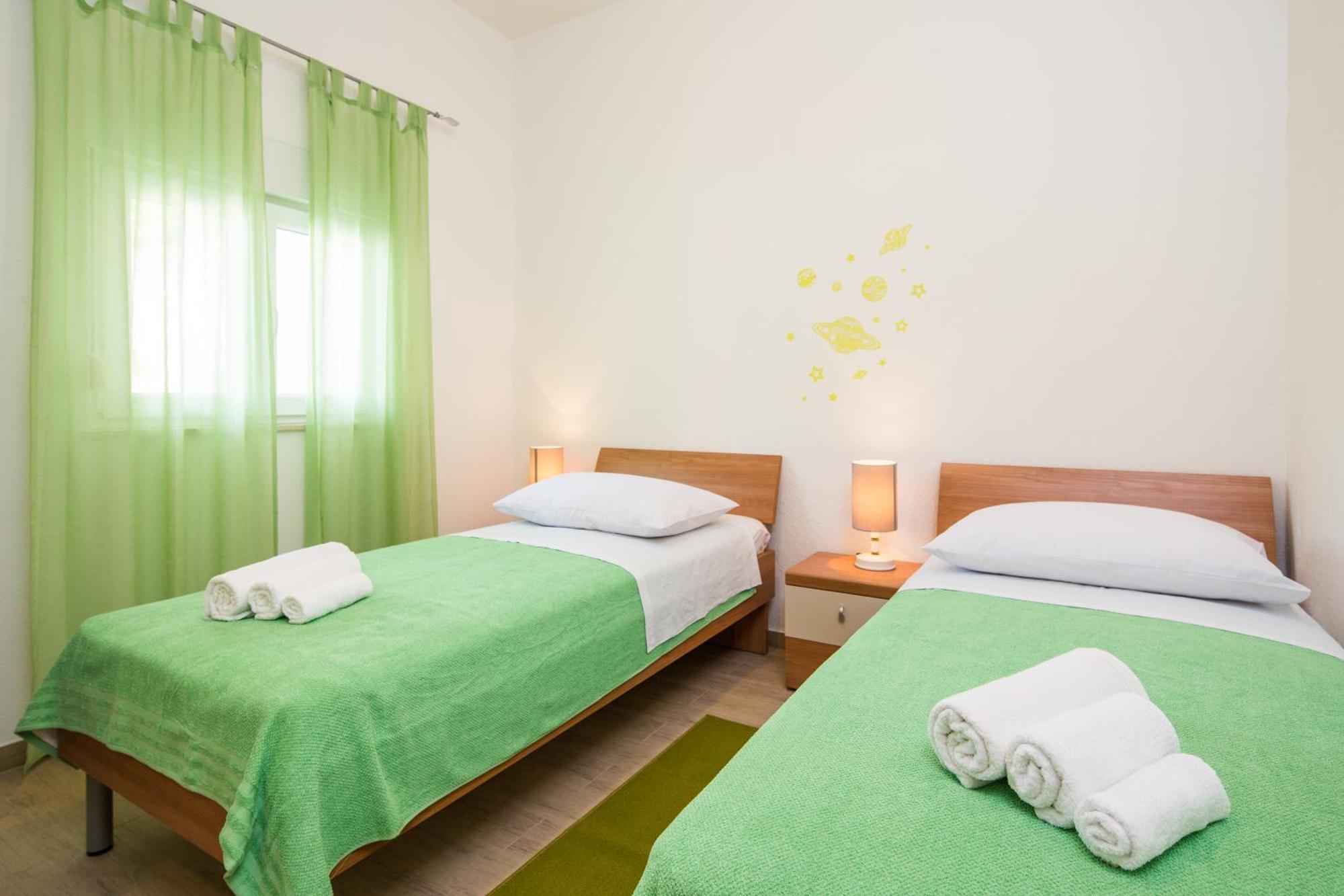 Apartment With Private Swimming Pool Podstrana Dış mekan fotoğraf