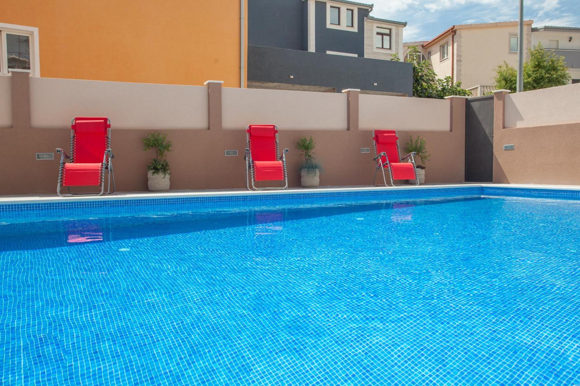 Apartment With Private Swimming Pool Podstrana Dış mekan fotoğraf